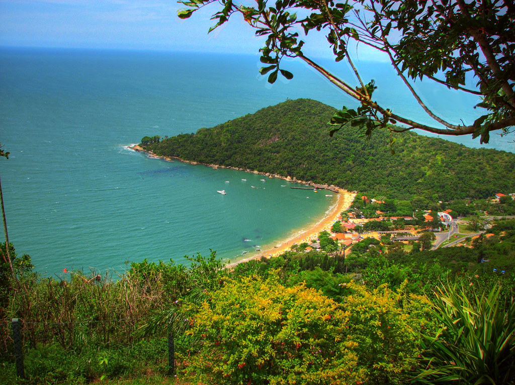 praias para passar a lua de mel em Balneário Camboriú 