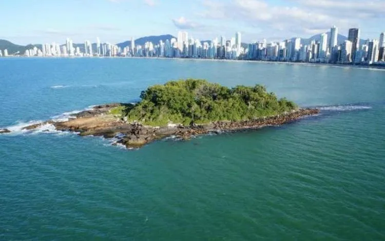 Ilha das cabras em Balneário Camboriú 